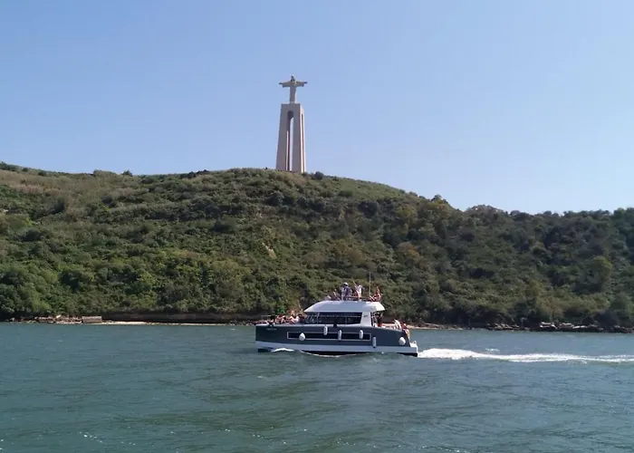 Lisbon 3 * Cascais