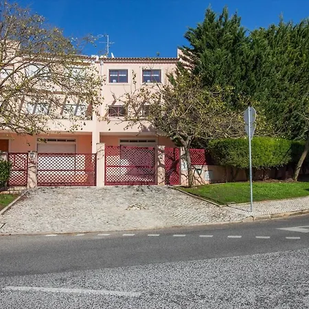 Lisbon 3 * Cascais